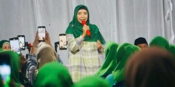 Sitti Rohmi Djalilah Jadi Idola Masyarakat NTB