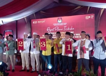 Pengundian Nomor Paslon Bupati-Wakil Bupati  Lotim Berlangsung Tegang