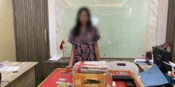 Terima  Kiriman Paket Ganja Seberat 849,73 Gram Oknum Mahasiswi Ditangkap
