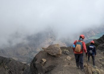 Pendaki Jakarta yang Hilang Di Rinjani Belum Ditemukan