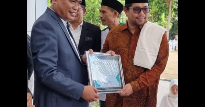 Ponpes Maraqitta’limat Dianugerahi Pondok Perintis Pendidikan di NTB