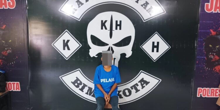 Pelaku Menyerahkan Diri Setelah Menikam Korban Hingga Tewas