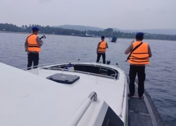 Logistik Pilkada 2024 Tiba di Pulau Moyo