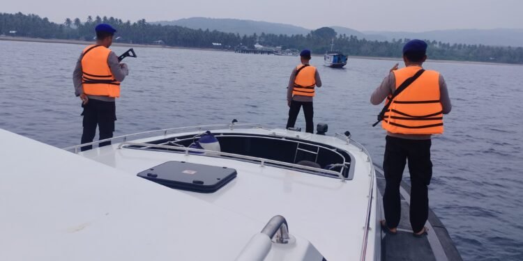 Logistik Pilkada 2024 Tiba di Pulau Moyo