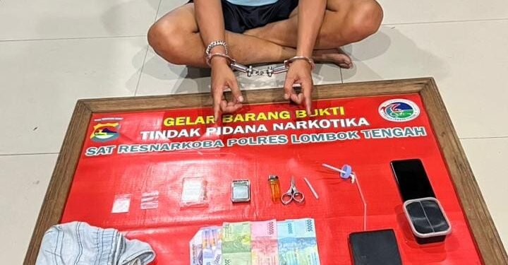 Edarkan Narkoba, Remaja di Lombok Tengah Ditangkap, Satu poket Sabu Diamankan Polisi