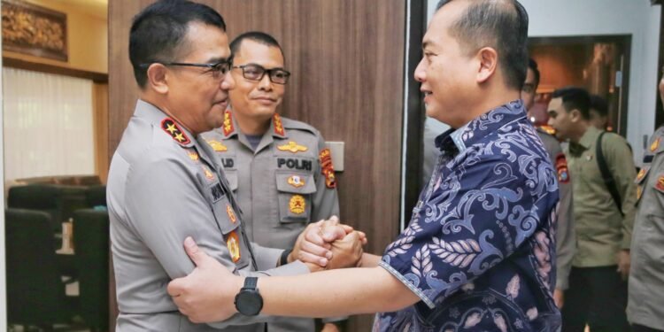 Gubernur Terpilih Miq Iqbal Temui Kapolda NTB