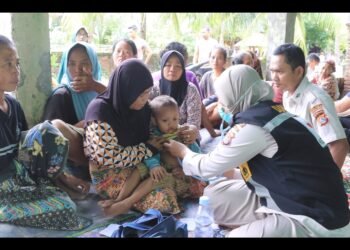 Banjir di Pujut Polres Loteng Bawa Bantuan dan Layanan Kesehatan Gratis
