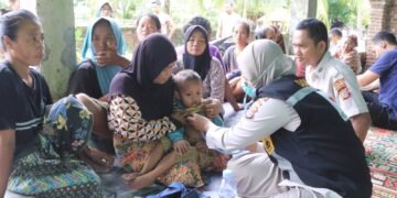 Banjir di Pujut Polres Loteng Bawa Bantuan dan Layanan Kesehatan Gratis