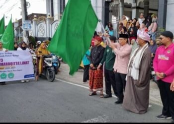 Pawai Budaya Sasak Meriahkan Rangkaian HUT 73 Yayasan Maraqitta’limat