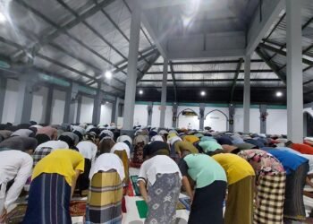 Warga Binaan Lapas Lombok Barat Khusyuk Ikuti Shalat Tarawih