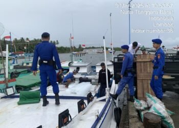 Amankan Wilayah Pesisir, Pol Airud Polda NTB Gelar Patroli