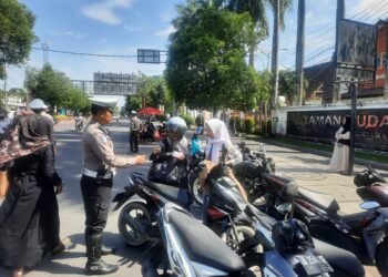 Razia PJR Polda NTB Tilang 151 Pengendara di Mataram