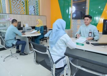 Gubernur Iqbal Ajak Masyarakat Bangga Miliki Bank NTB Syariah