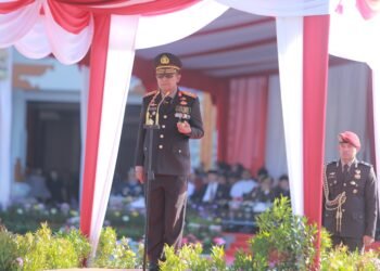 Pimpin Upacara HUT Bhayangkara 79, Kapolda NTB Sampaikan Komitmen Polri Sambut Indonesia Emas 2045