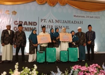 Dua Orang Dapat Doorprize Umroh Gratis, PT Al Mujahadah Hijir Ismail Berikan Kemudahan Dalam Ibadah Umrah