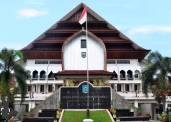 Bagi Bagi “Dana Siluman” Guncang DPRD NTB, Kejati Action  Panggil Dua Oknum Dewan