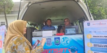 Wagub NTB Lepas Tim Inventarisasi Aset Daerah: Kendaraan Dinas Tak Terpakai Akan Dilelang