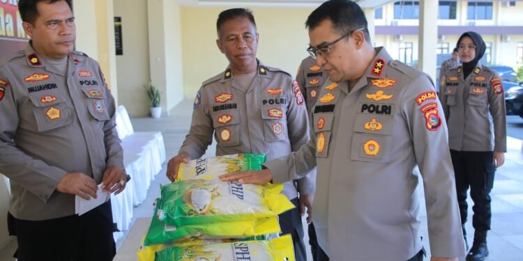 Kapolda NTB Pastikan Gerakan Pangan Murah Polda NTB Tepat Sasaran