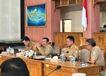 Rapim II Pemkab Lobar, Bupati LAZ : Kita Harus Bergerak Cepat Untuk Kesejahteraan Masyarakat