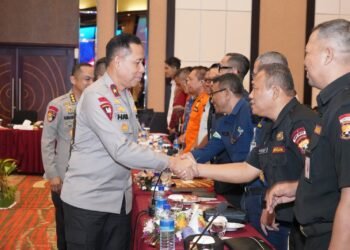 Pam Nataru 2025 di NTB, Polisi Jaga Ibadah Natal hingga Malam Tahun Baru