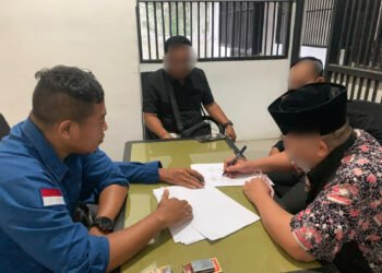 Polda NTB Limpahkan Tiga Tersangka Korupsi Puskesmas Batu Jangkih ke Kejati