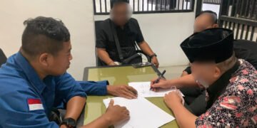 Polda NTB Limpahkan Tiga Tersangka Korupsi Puskesmas Batu Jangkih ke Kejati