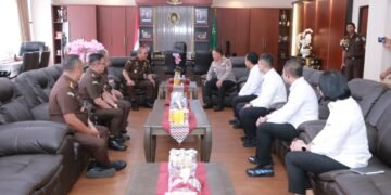 Kunjungi Kejati NTB, Kapolda Irjen Edy Ajak Jaga Kekompakan