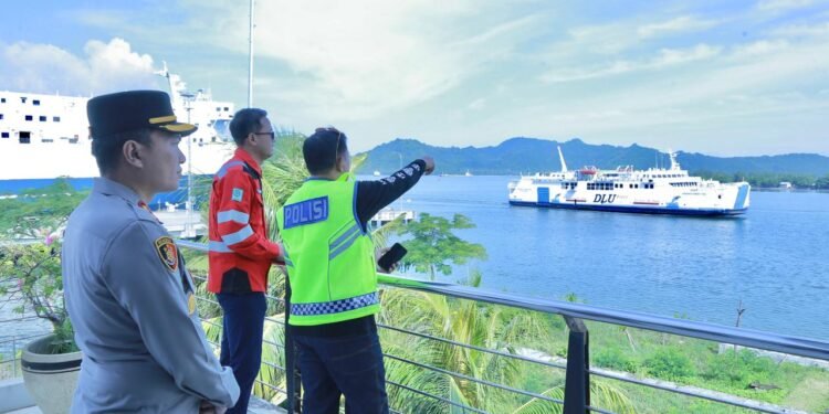 Pastikan Arus Mudik Lebaran Aman, Kapolda NTB Tinjau Pelabuhan Lembar dan Gili Mas
