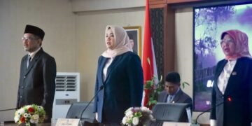 Gubernur Ajukan Ranperda Prakarsa Tentang Pajak Daerah dan Retribusi Daerah