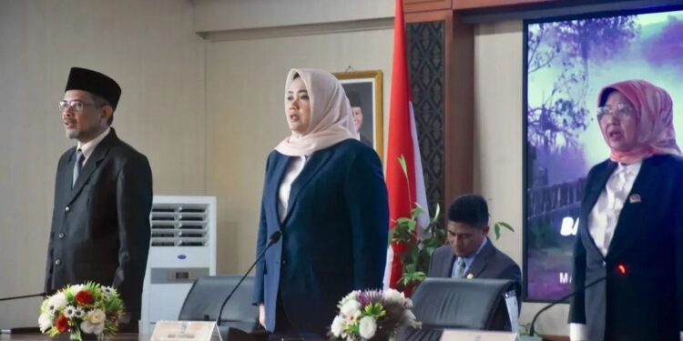 Gubernur Ajukan Ranperda Prakarsa Tentang Pajak Daerah dan Retribusi Daerah