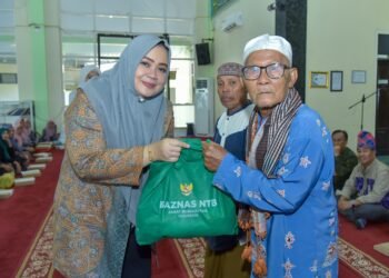 Wagub NTB: Ramadan Harus Membawa Kebaikan bagi Sesama