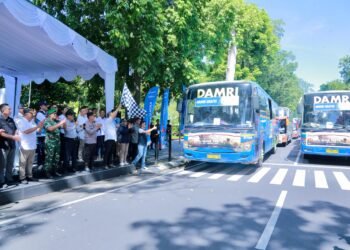 Kapolda NTB Hadiri Pelepasan Mudik Gratis Pemprov NTB