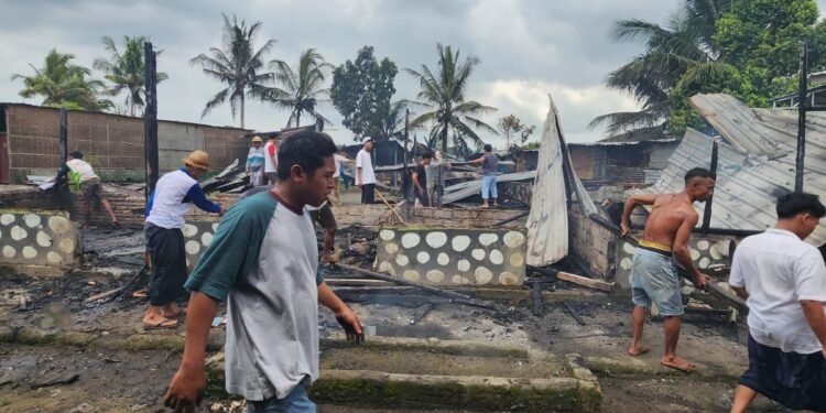 SANTRI SELAMAT, ASRAMA TERBAKAR: PEMPROV NTB GERAK CEPAT SALURKAN BANTUAN