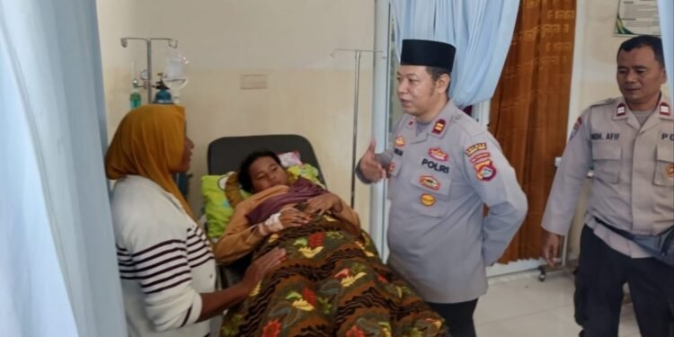 MBG  Minta Korban di Lotim, Puluhan Murid SD Keracunan di Pringgasela