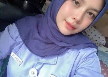 Bangga Jadi Mahasiswi STIKES HAMZAR Lotim