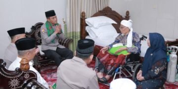 Kapolda NTB Minta Doa Ulama Sepuh Gumi Sasak