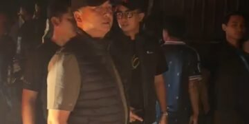 Baru Tiba dari NTT, Gubernur NTB Langsung Turun di Tengah Kebakaran Sade
