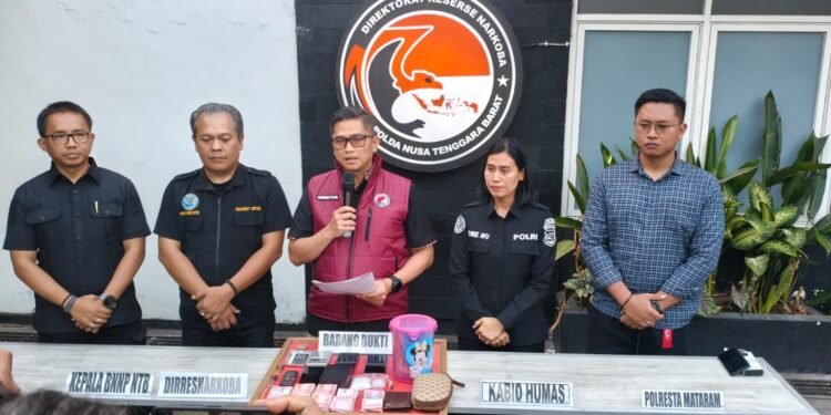 Polda NTB Gerebek Sarang Narkoba di Mataram, 51,58 Gram Sabu  Disita