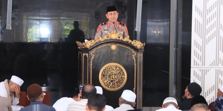 Bangun Kedekatan dengan Warga. Wakapolda NTB Gelar Jum’at Keliling
